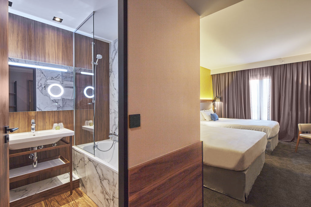 Hôtel l'Elysée Val d'Europe ⭐️⭐️⭐️⭐️