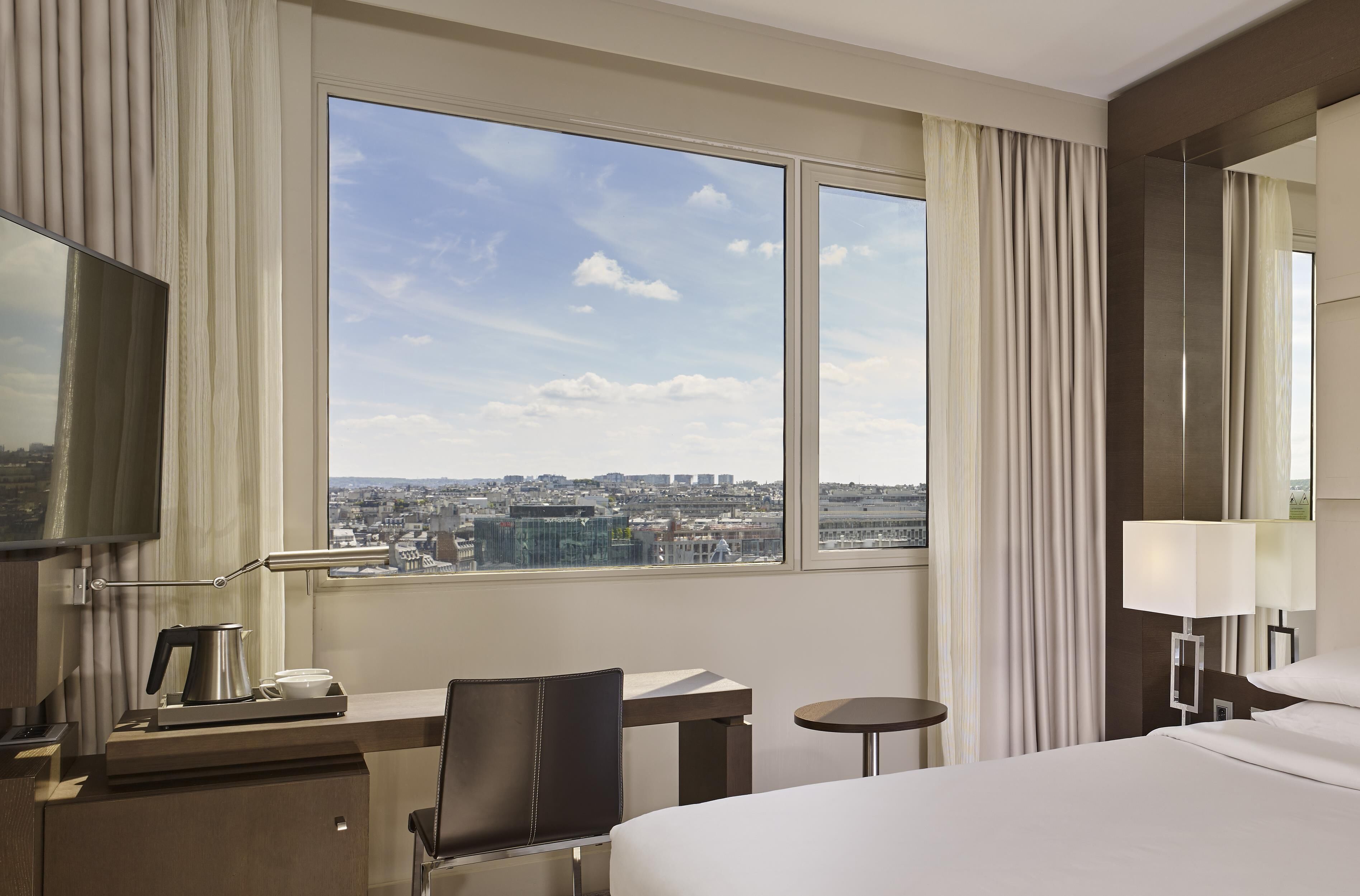 Hyatt Regency Paris Etoile ⭐️⭐️⭐️⭐️