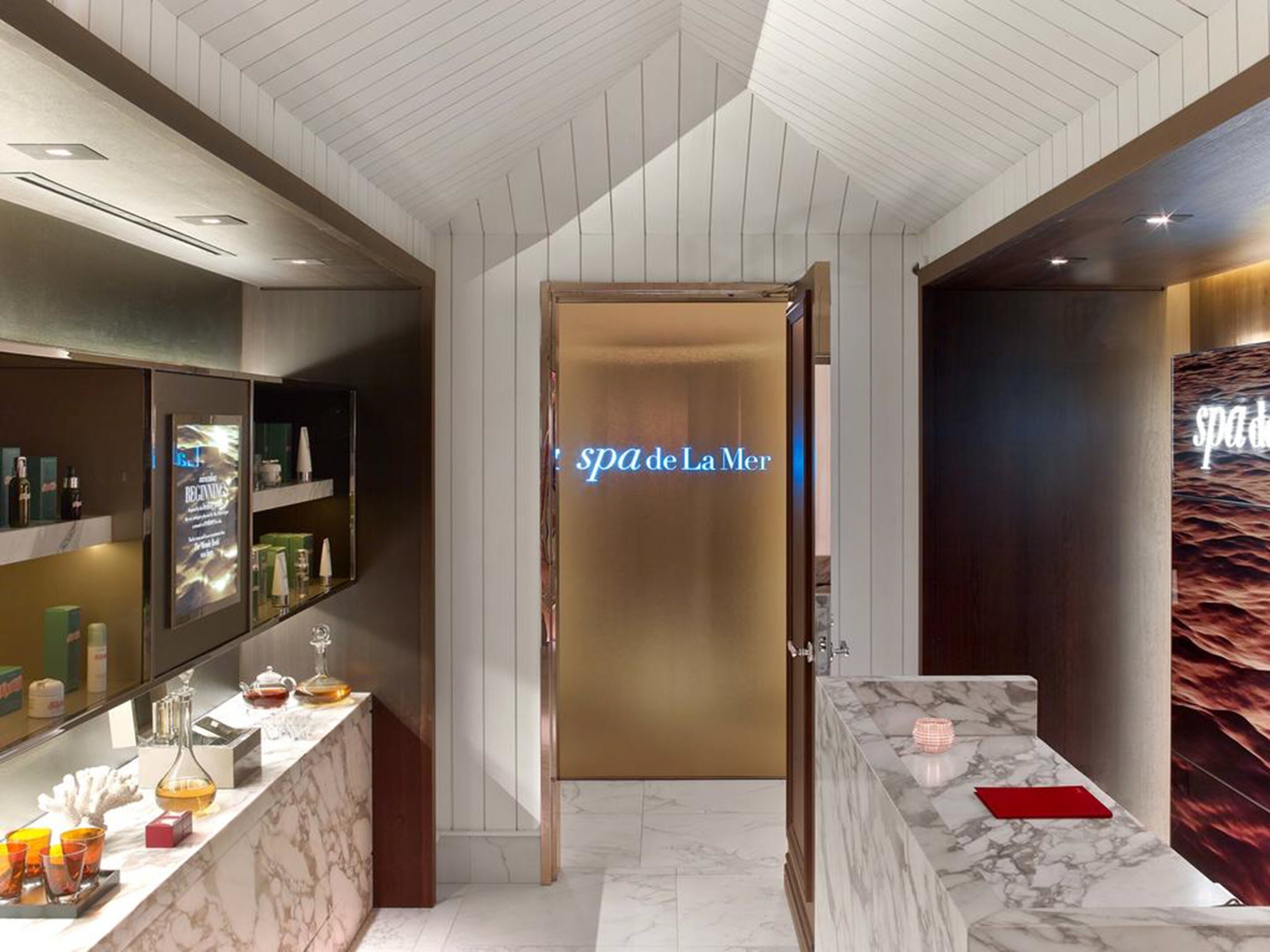 Baccarat Hotel and Residences New York ⭐️⭐️⭐️⭐️⭐️