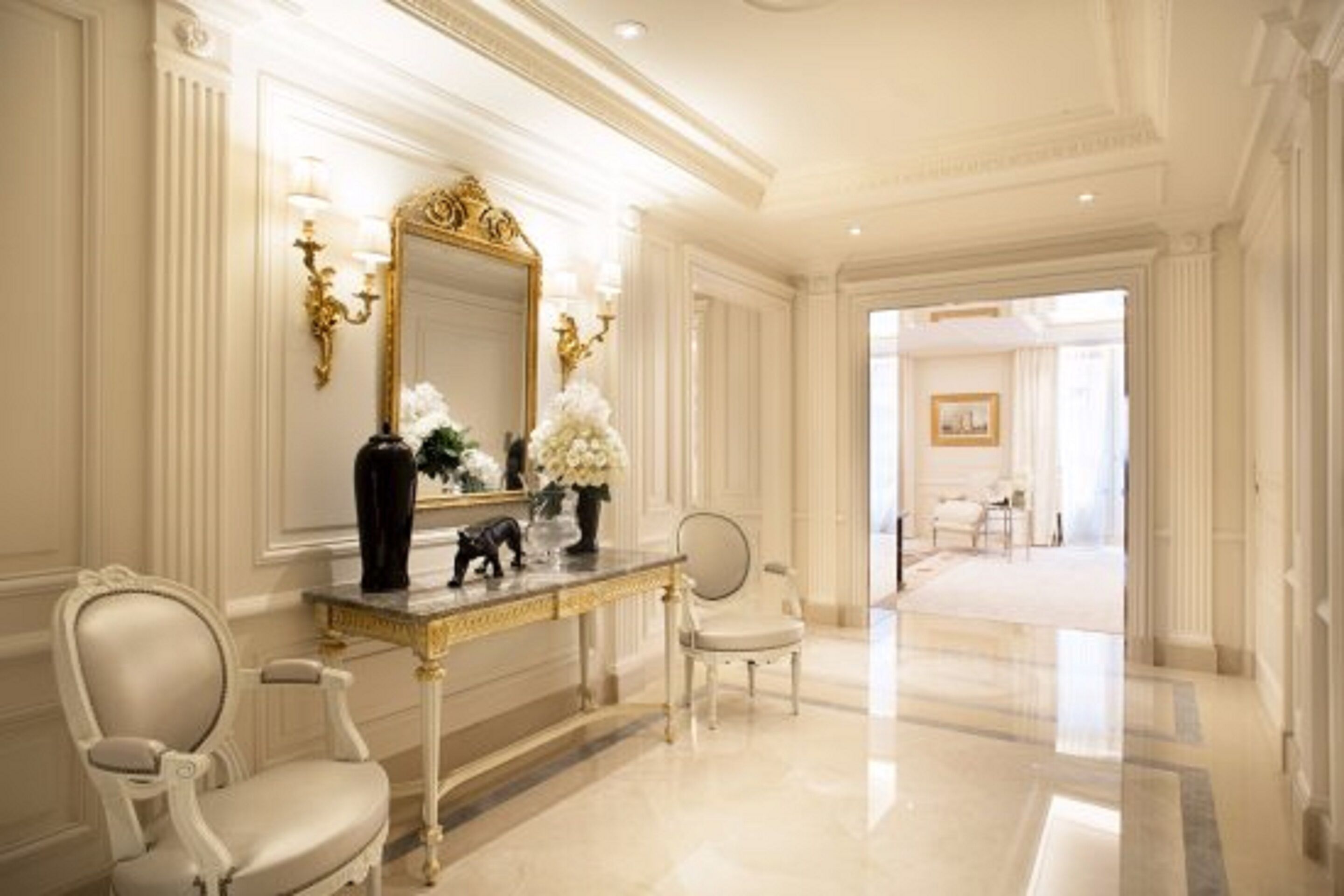 Four Seasons Hotel George V ⭐️⭐️⭐️⭐️⭐️