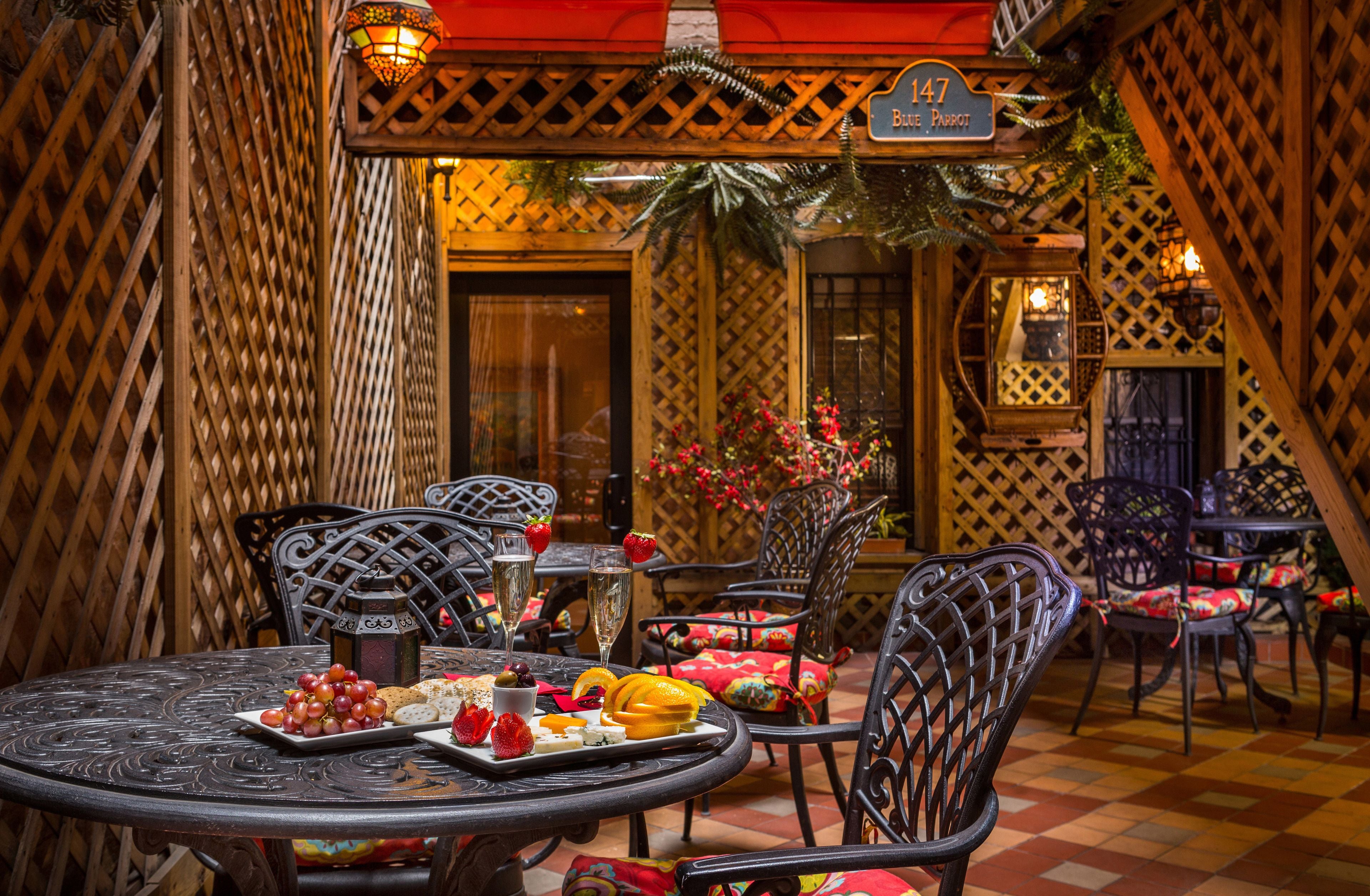 Casablanca Hotel by Library Hotel Collection ⭐️⭐️⭐️⭐️