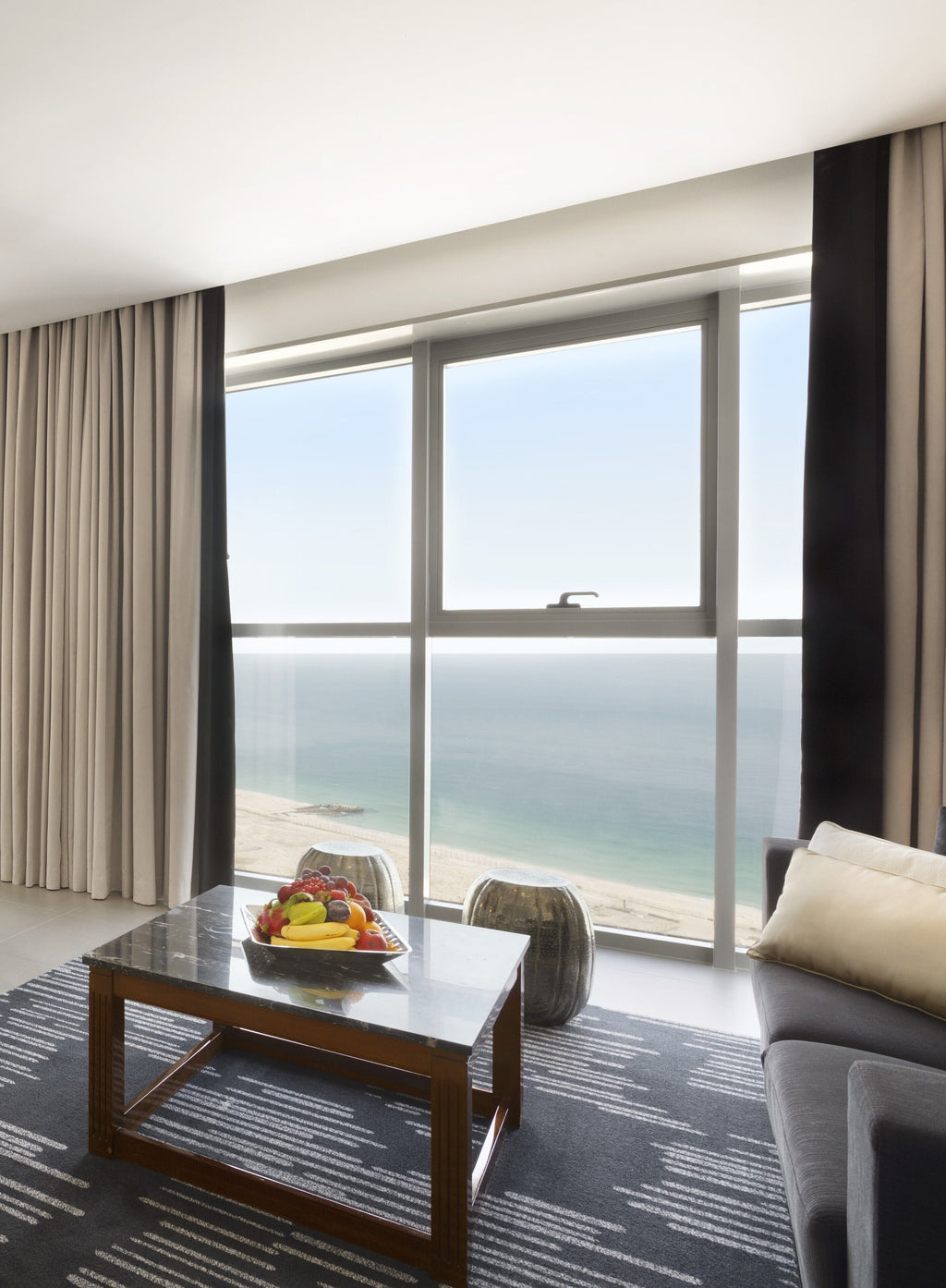 The First Collection Dubai Marina Hotel ⭐️⭐️⭐️⭐️