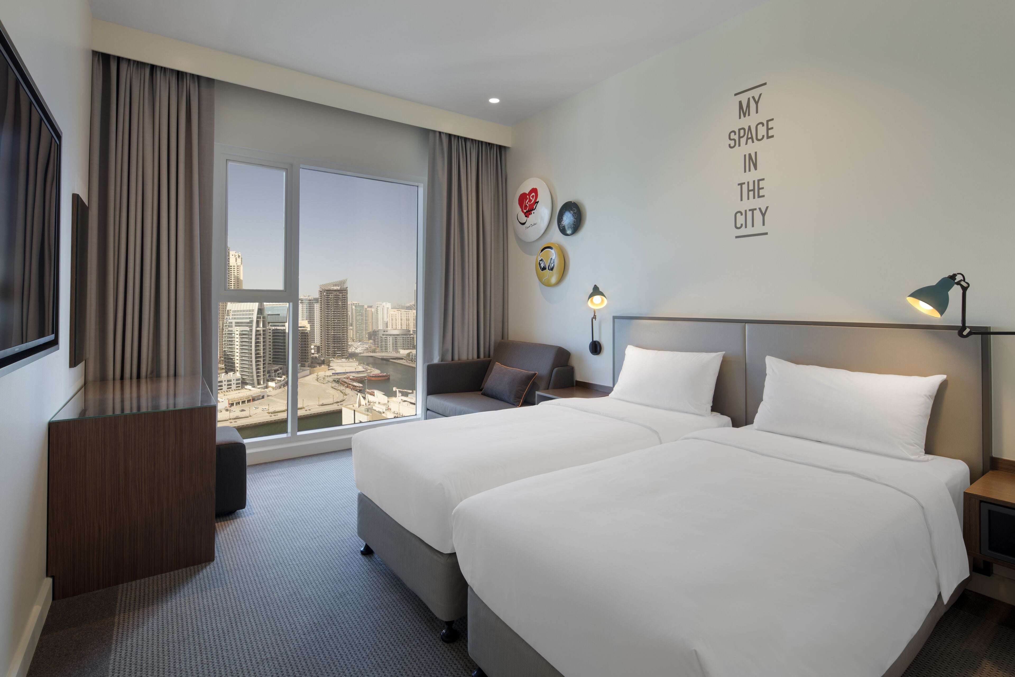 Rove Dubai Marina ⭐️⭐️⭐️