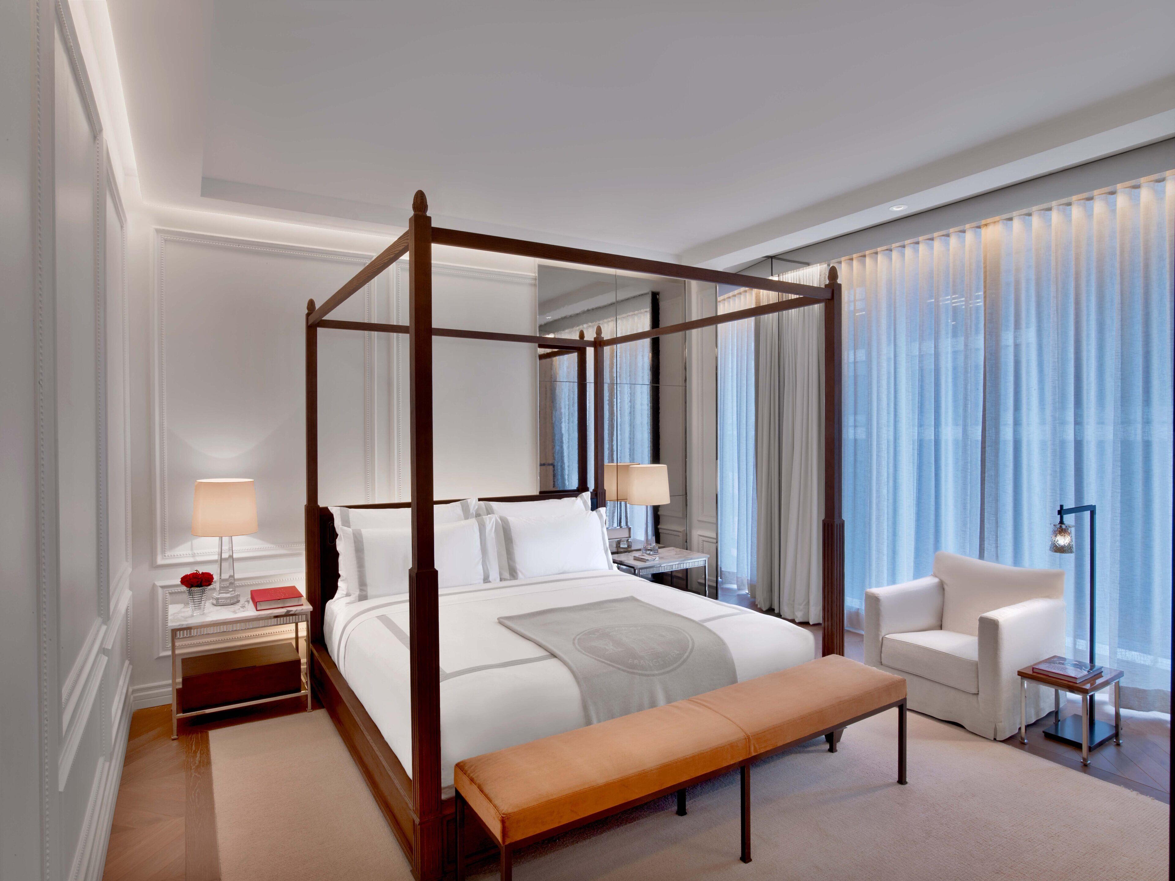 Baccarat Hotel and Residences New York ⭐️⭐️⭐️⭐️⭐️
