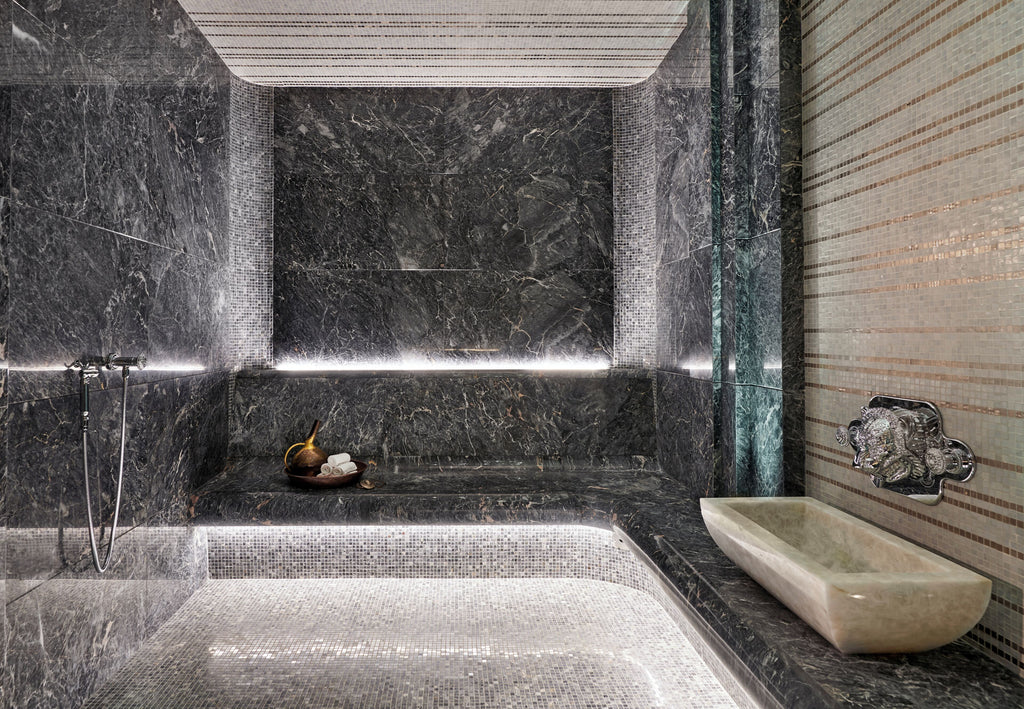 Four Seasons Hotel George V ⭐️⭐️⭐️⭐️⭐️