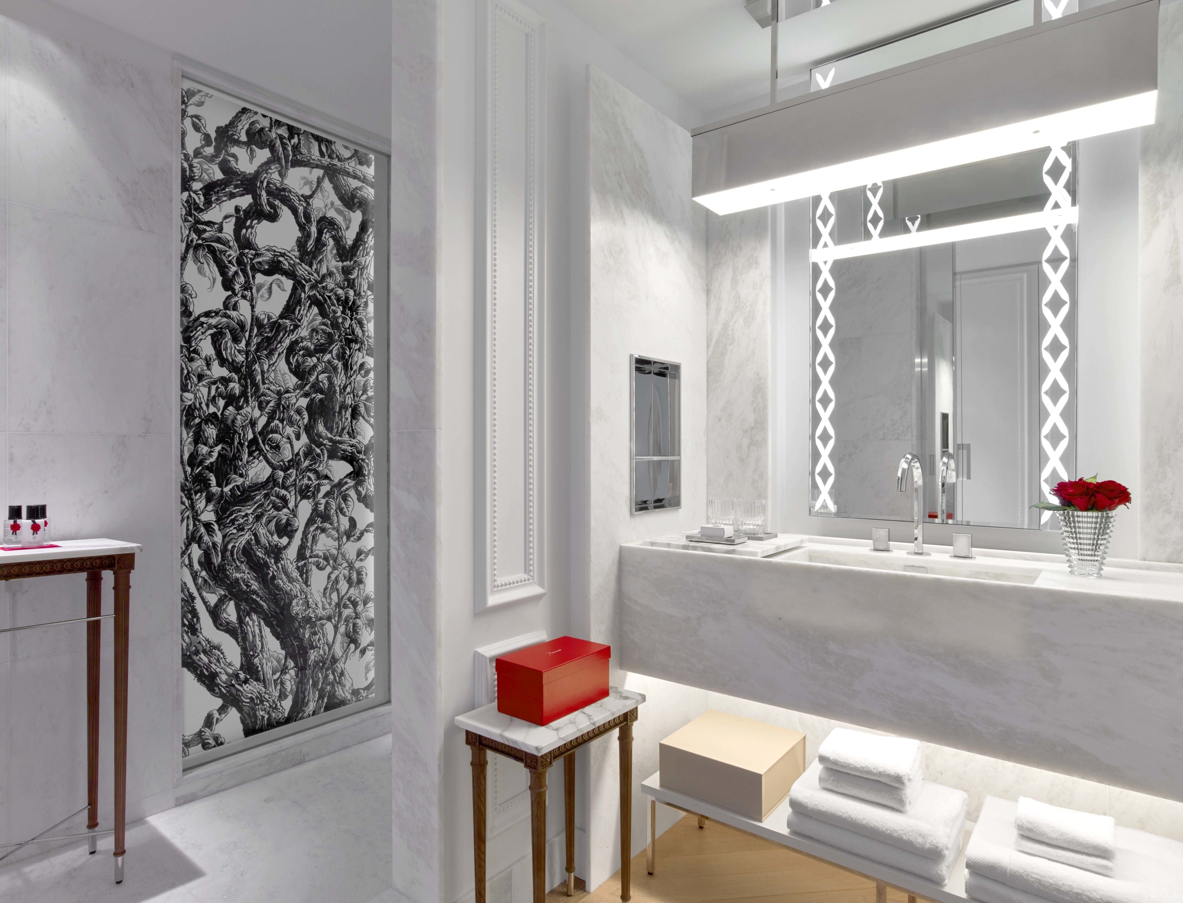 Baccarat Hotel and Residences New York ⭐️⭐️⭐️⭐️⭐️
