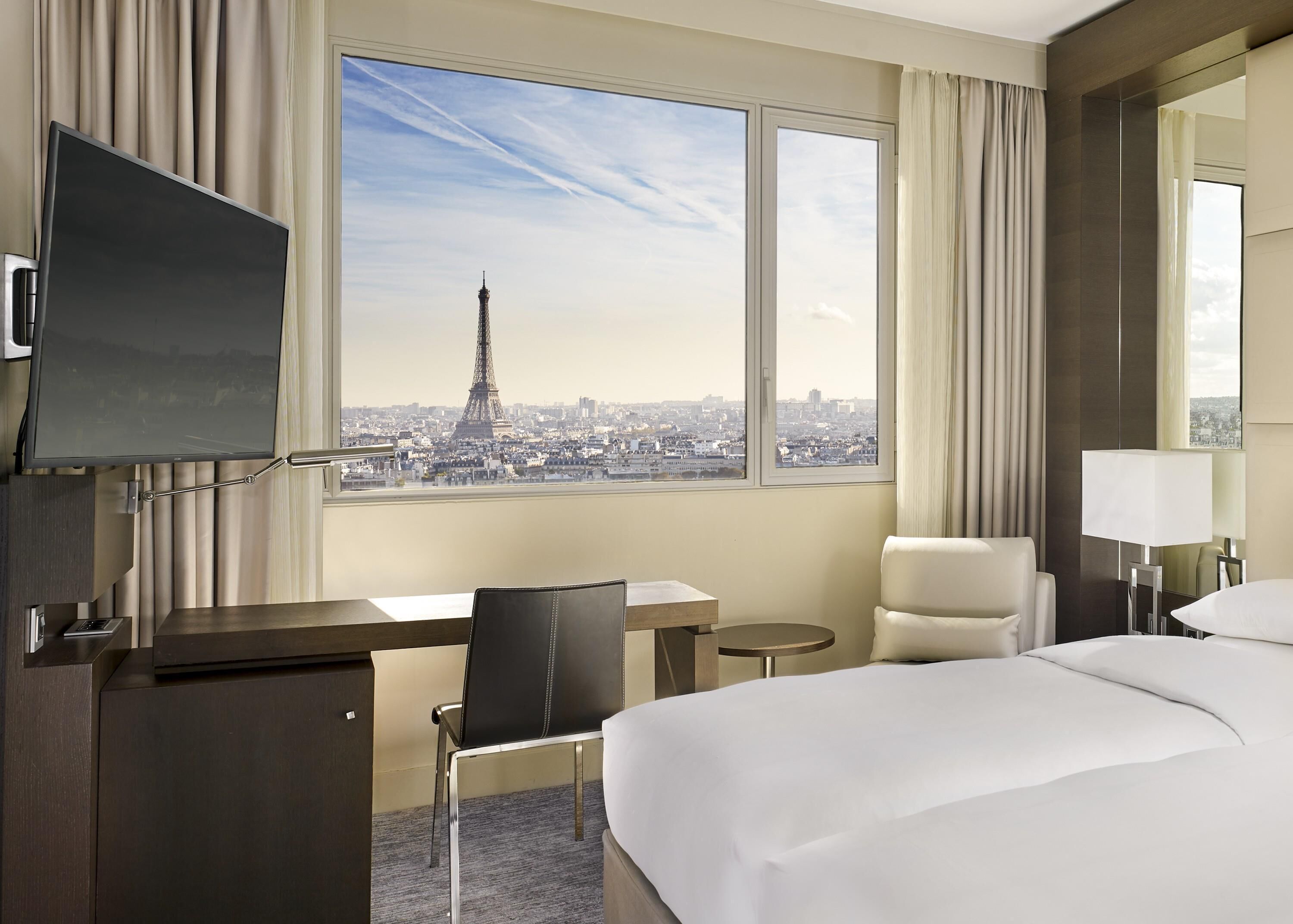 Hyatt Regency Paris Etoile ⭐️⭐️⭐️⭐️