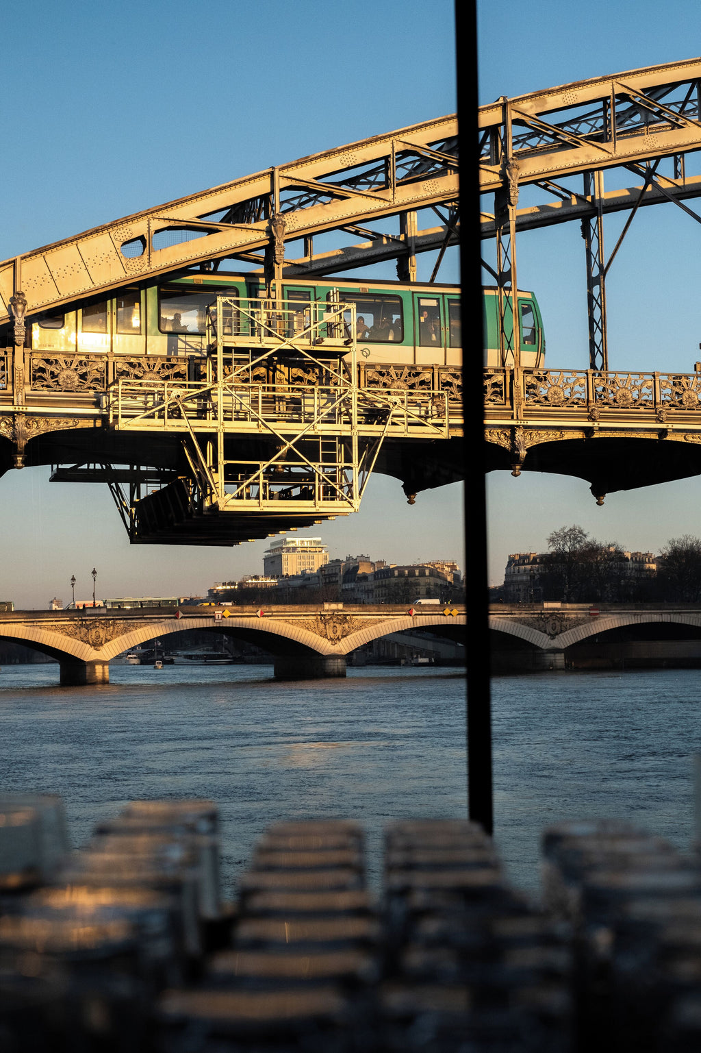 Off Paris Seine ⭐️⭐️⭐️⭐️