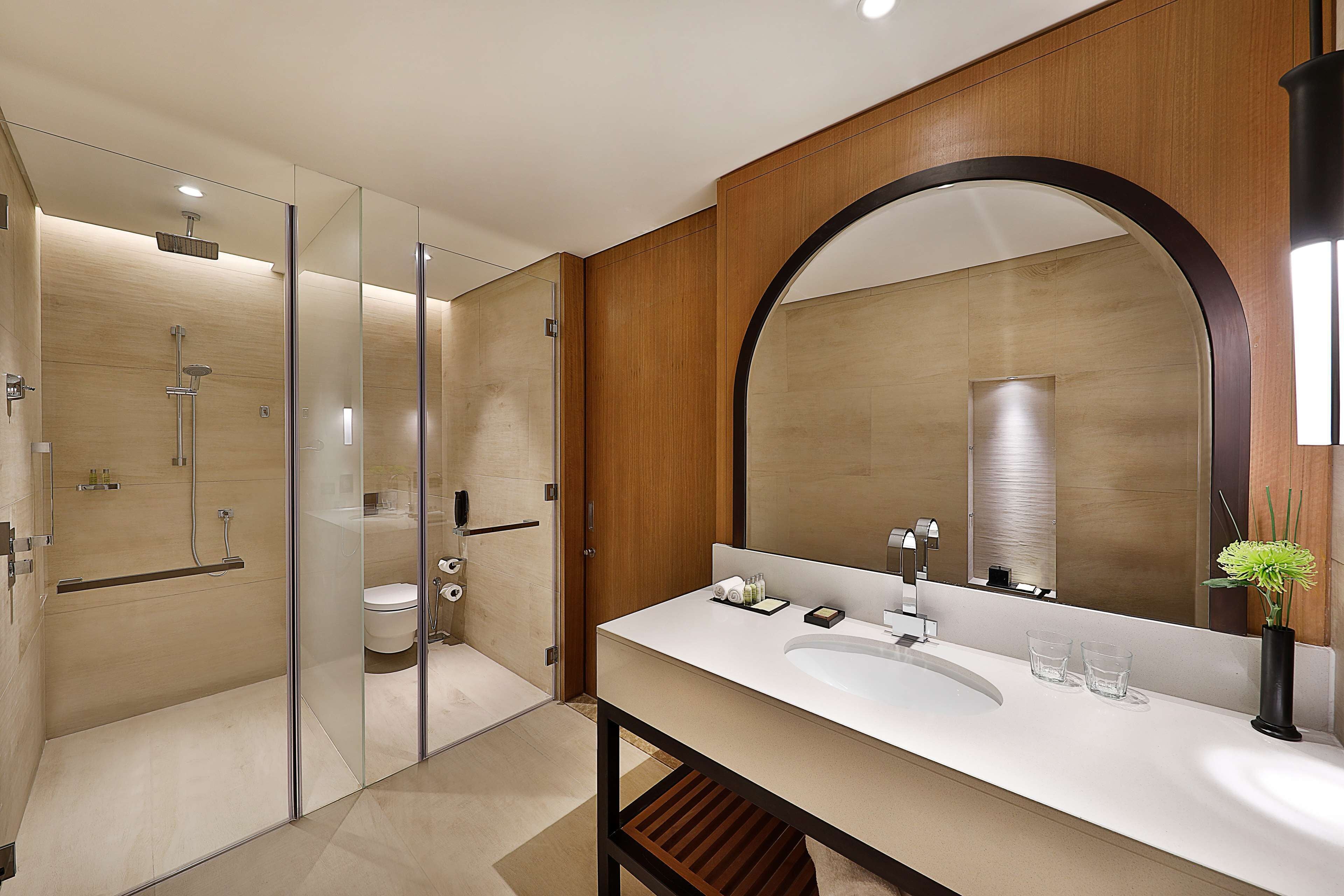 DoubleTree by Hilton Dubai - Business Bay ⭐️⭐️⭐️⭐️