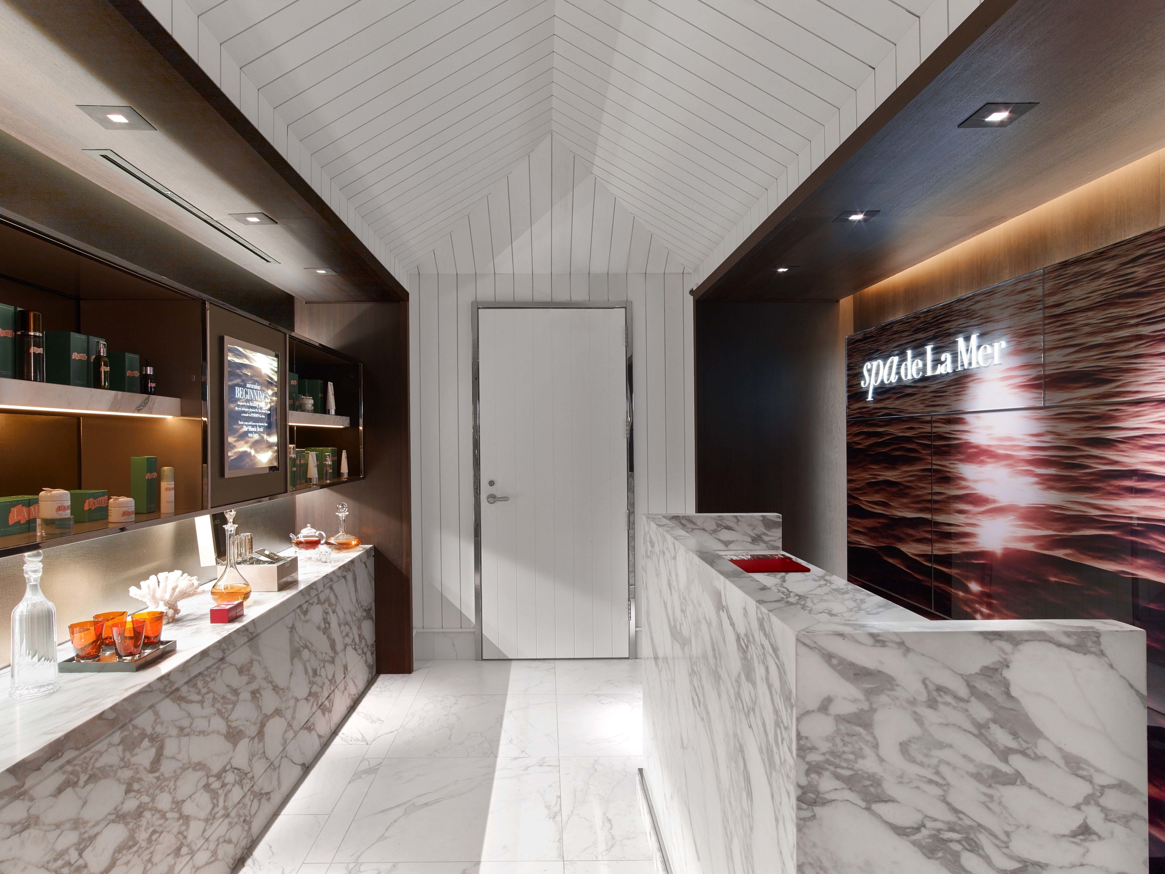 Baccarat Hotel and Residences New York ⭐️⭐️⭐️⭐️⭐️