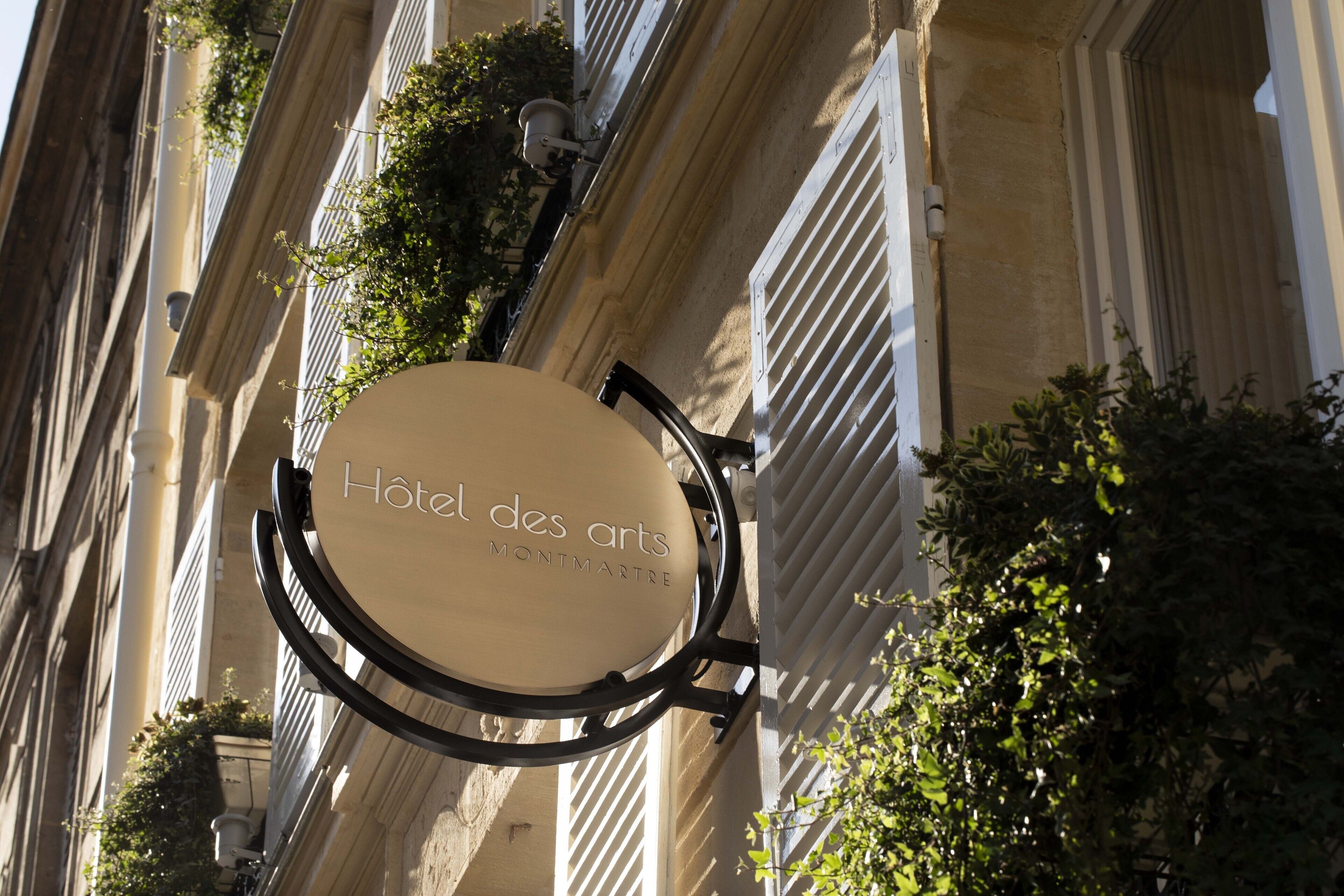 Hotel Des Arts Paris Montmartre ⭐️⭐️⭐️⭐️
