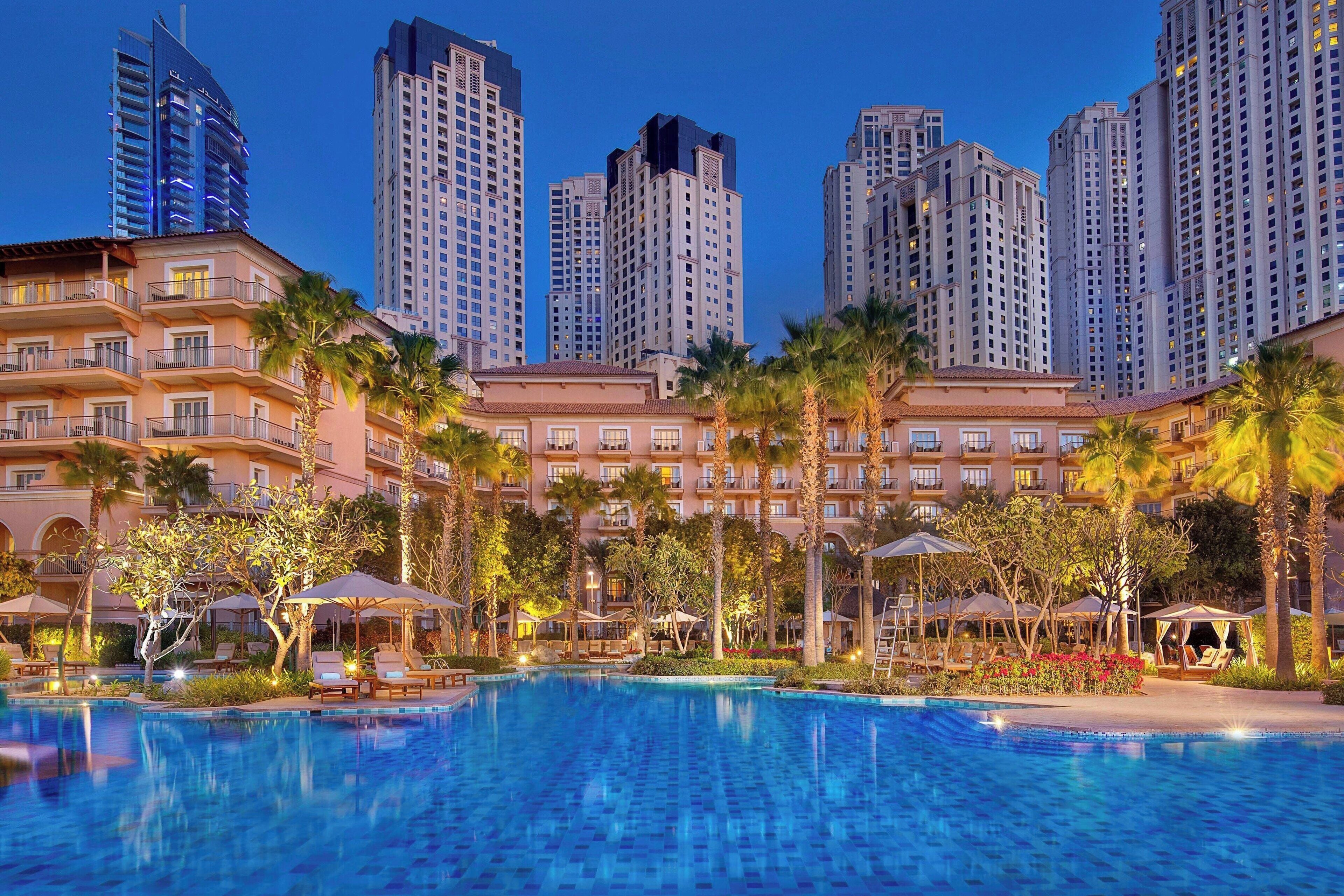 The Ritz-Carlton, Dubai ⭐️⭐️⭐️⭐️⭐️