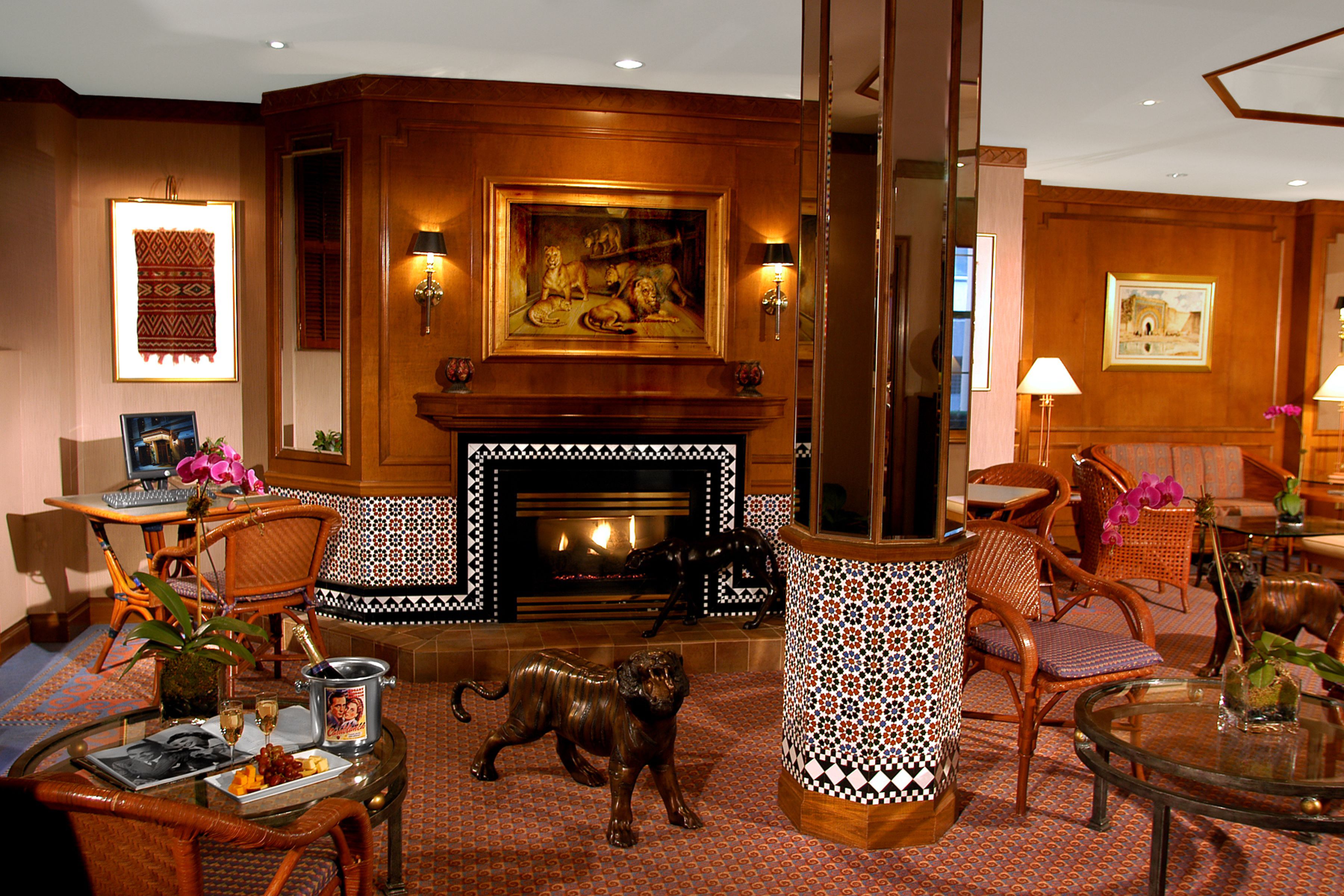 Casablanca Hotel by Library Hotel Collection ⭐️⭐️⭐️⭐️