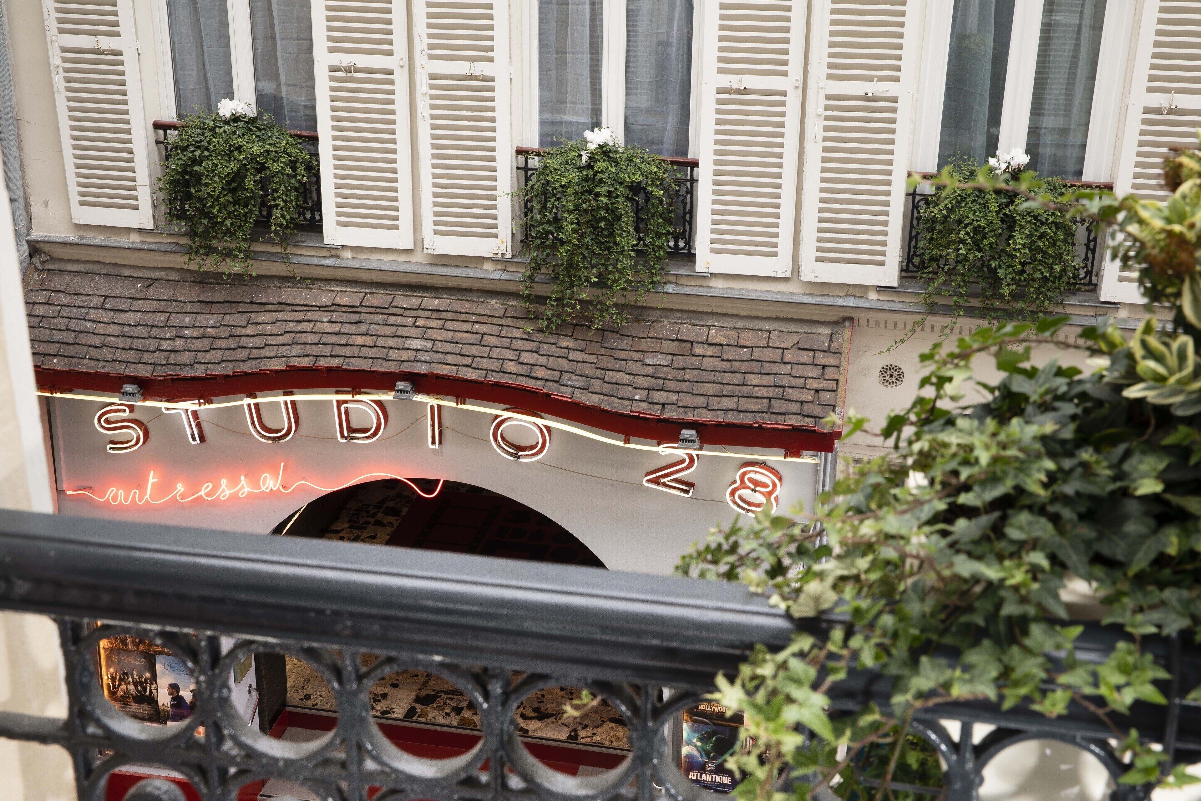 Hotel Des Arts Paris Montmartre ⭐️⭐️⭐️⭐️