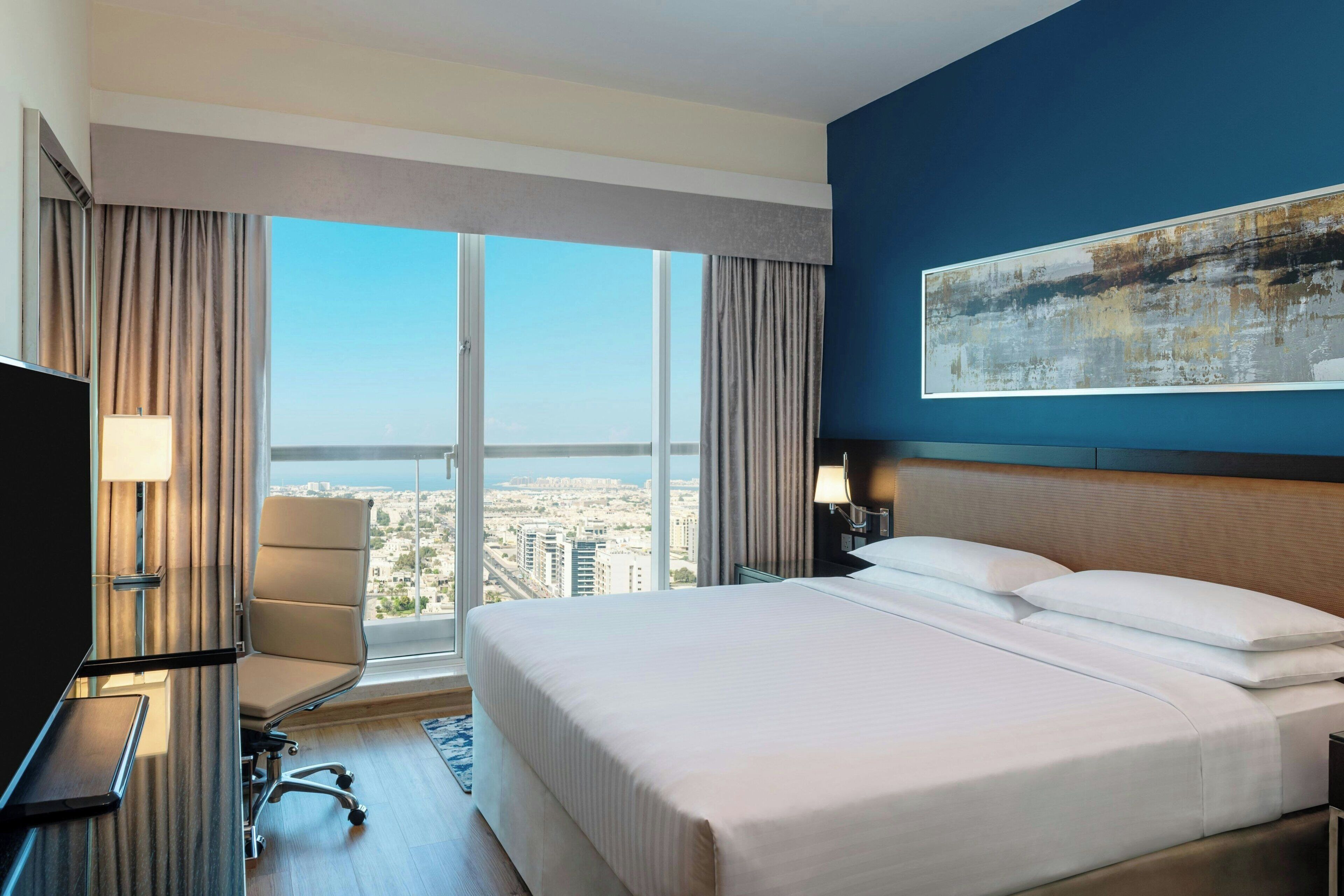 Four Points by Sheraton Sheikh Zayed Road, Dubai ⭐️⭐️⭐️⭐️
