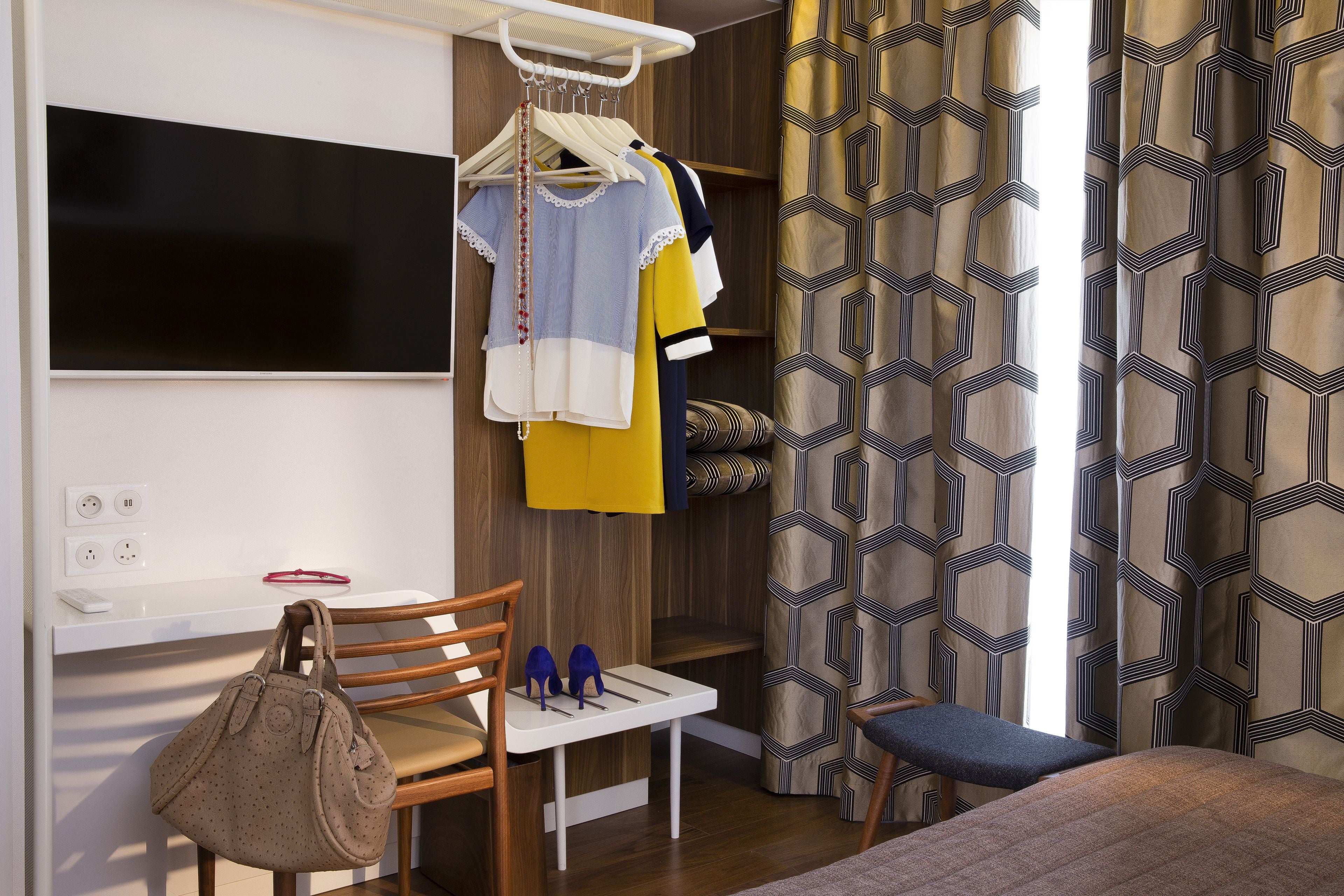Hotel Eiffel Turenne ⭐️⭐️⭐️