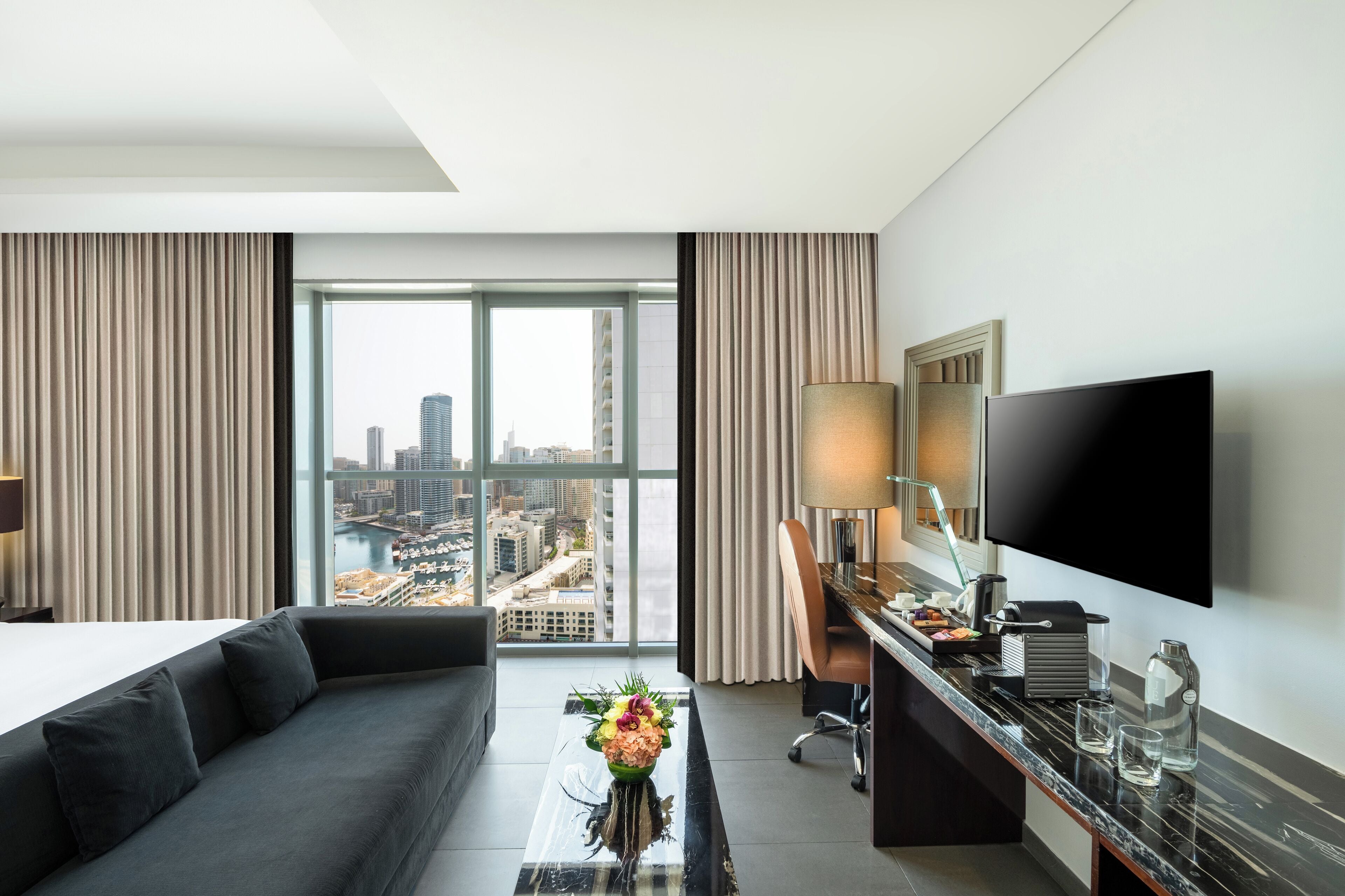 The First Collection Dubai Marina Hotel ⭐️⭐️⭐️⭐️