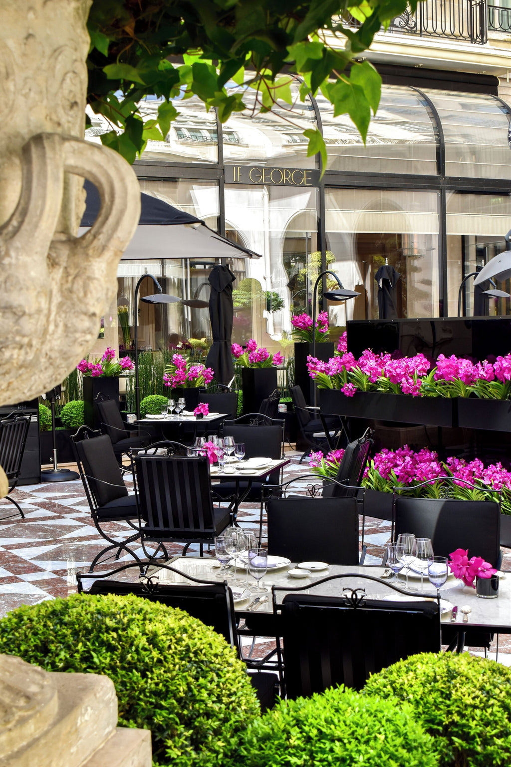 Four Seasons Hotel George V ⭐️⭐️⭐️⭐️⭐️