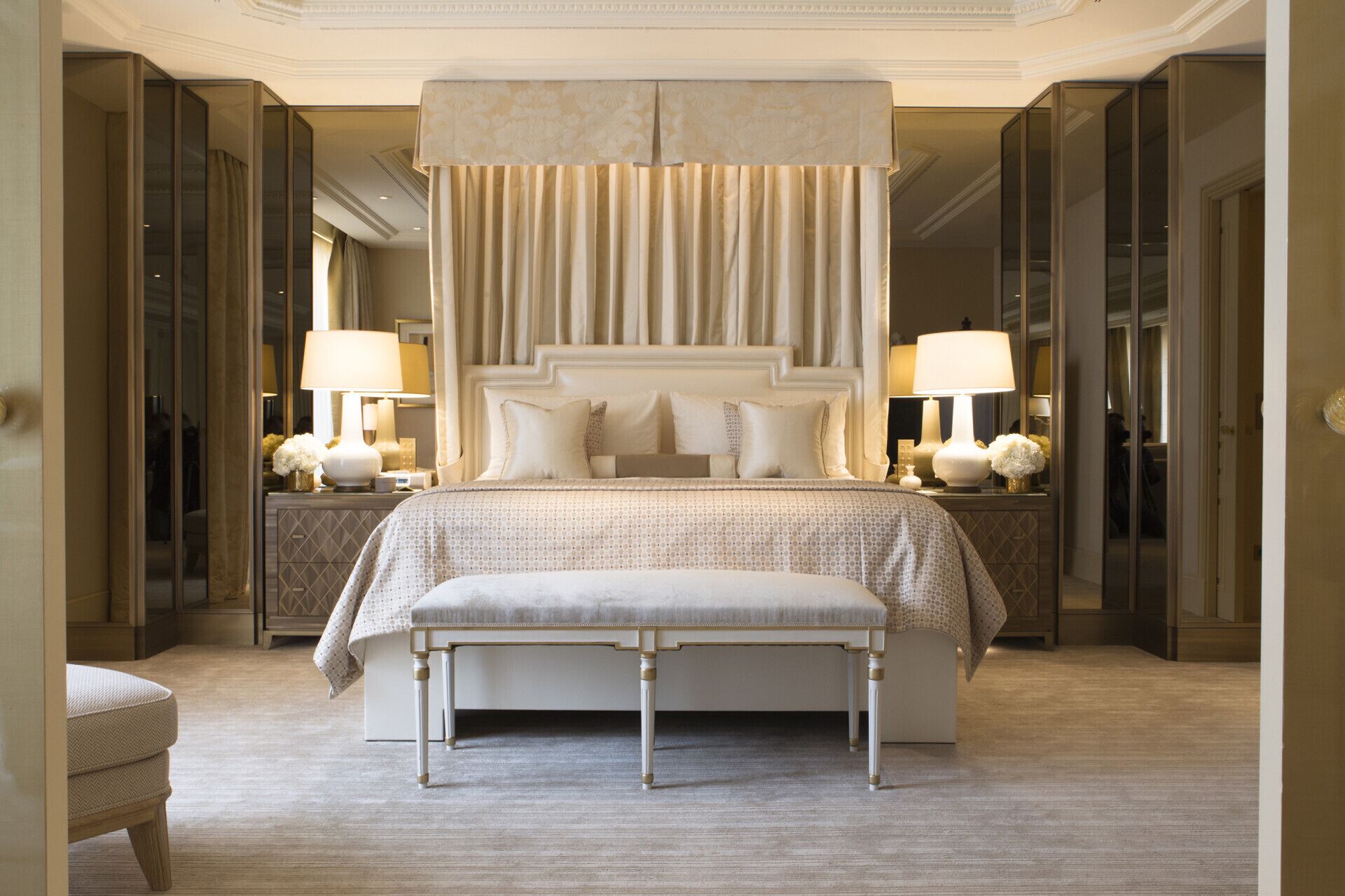Four Seasons Hotel George V ⭐️⭐️⭐️⭐️⭐️