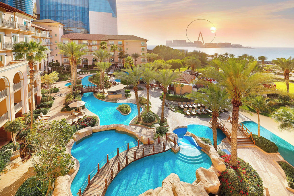 The Ritz-Carlton, Dubai ⭐️⭐️⭐️⭐️⭐️