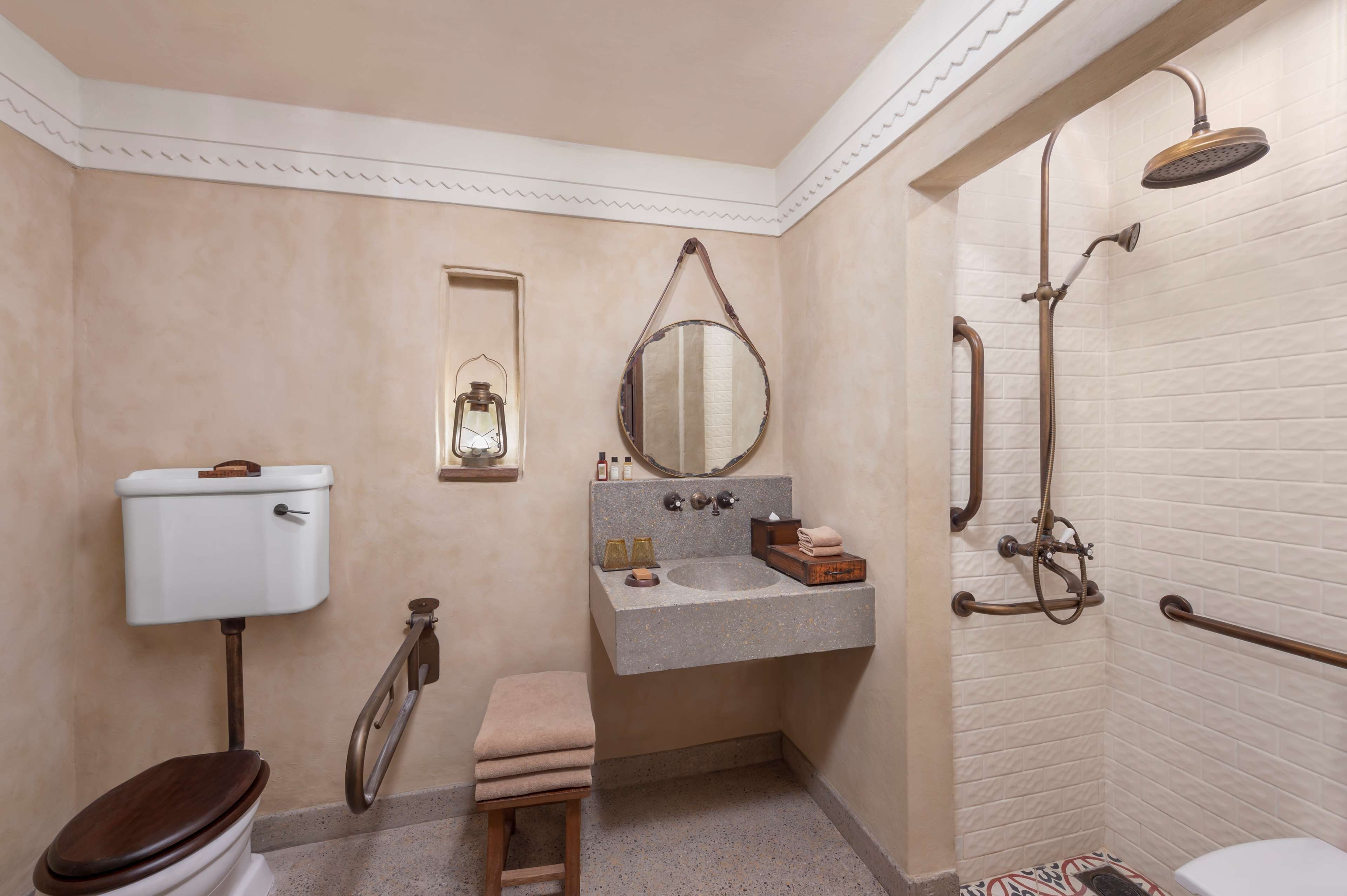 Al Seef Heritage Hotel Dubai, Curio Collection by Hilton ⭐️⭐️⭐️⭐️