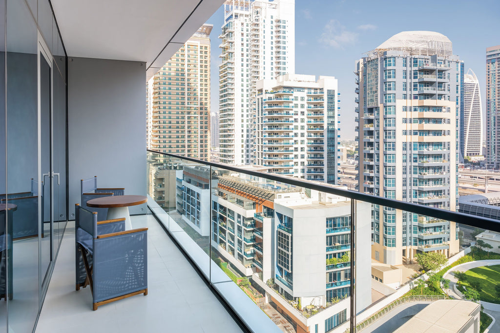 Vida Dubai Marina & Yacht Club ⭐️⭐️⭐️⭐️