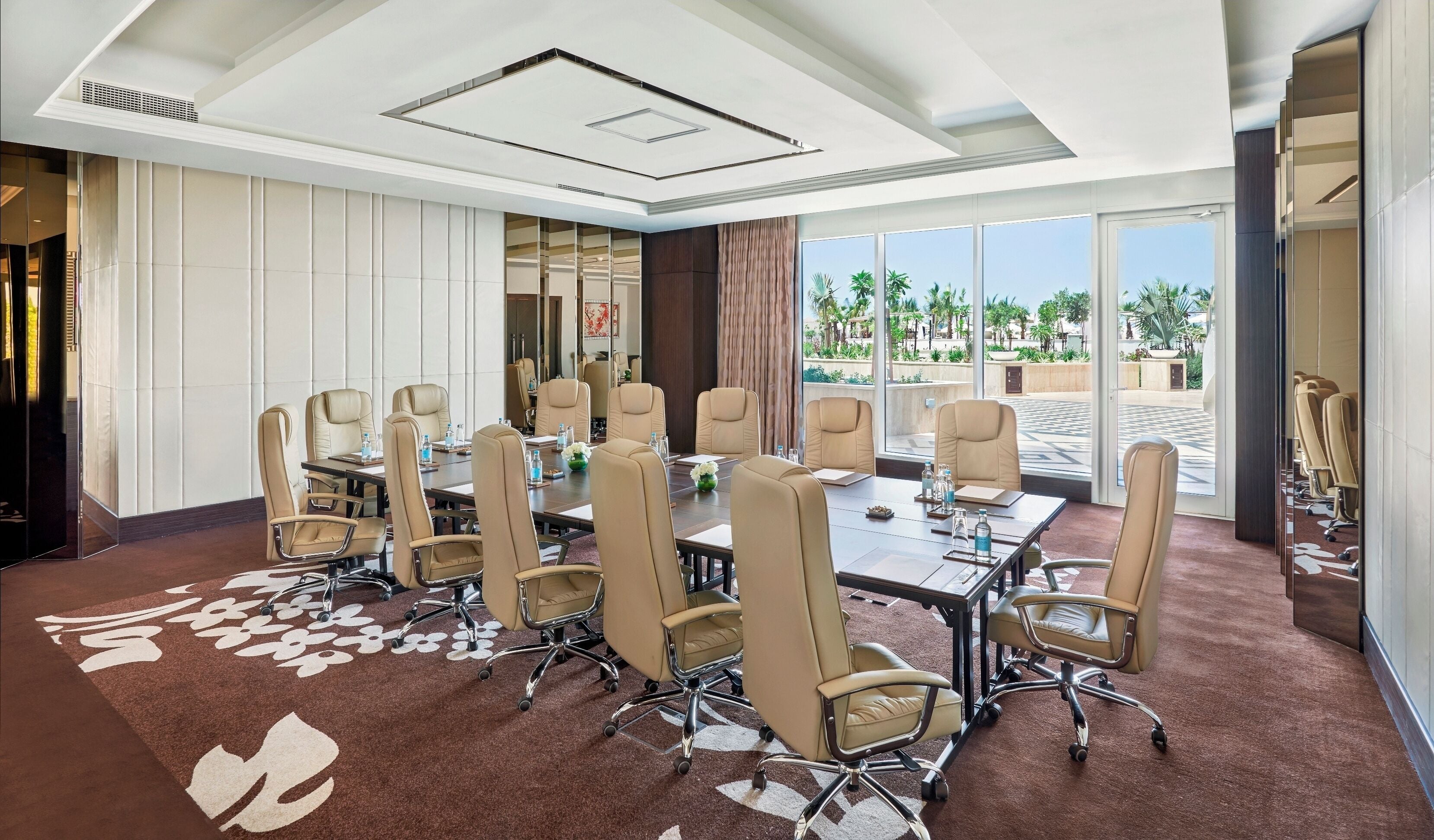 Waldorf Astoria Dubai Palm Jumeirah ⭐️⭐️⭐️⭐️⭐️