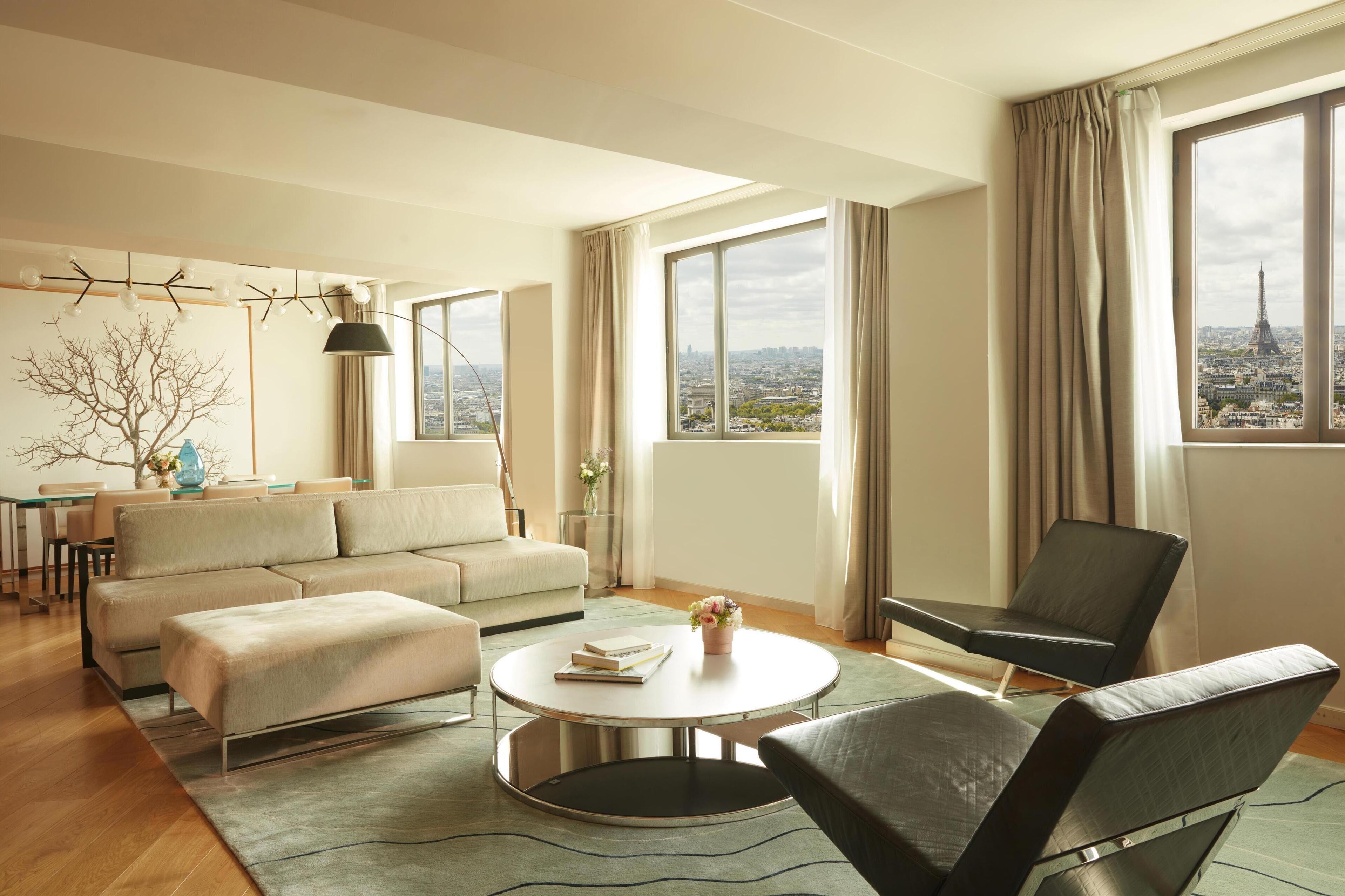 Hyatt Regency Paris Etoile ⭐️⭐️⭐️⭐️